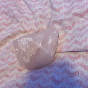 Rose quartz crystal//